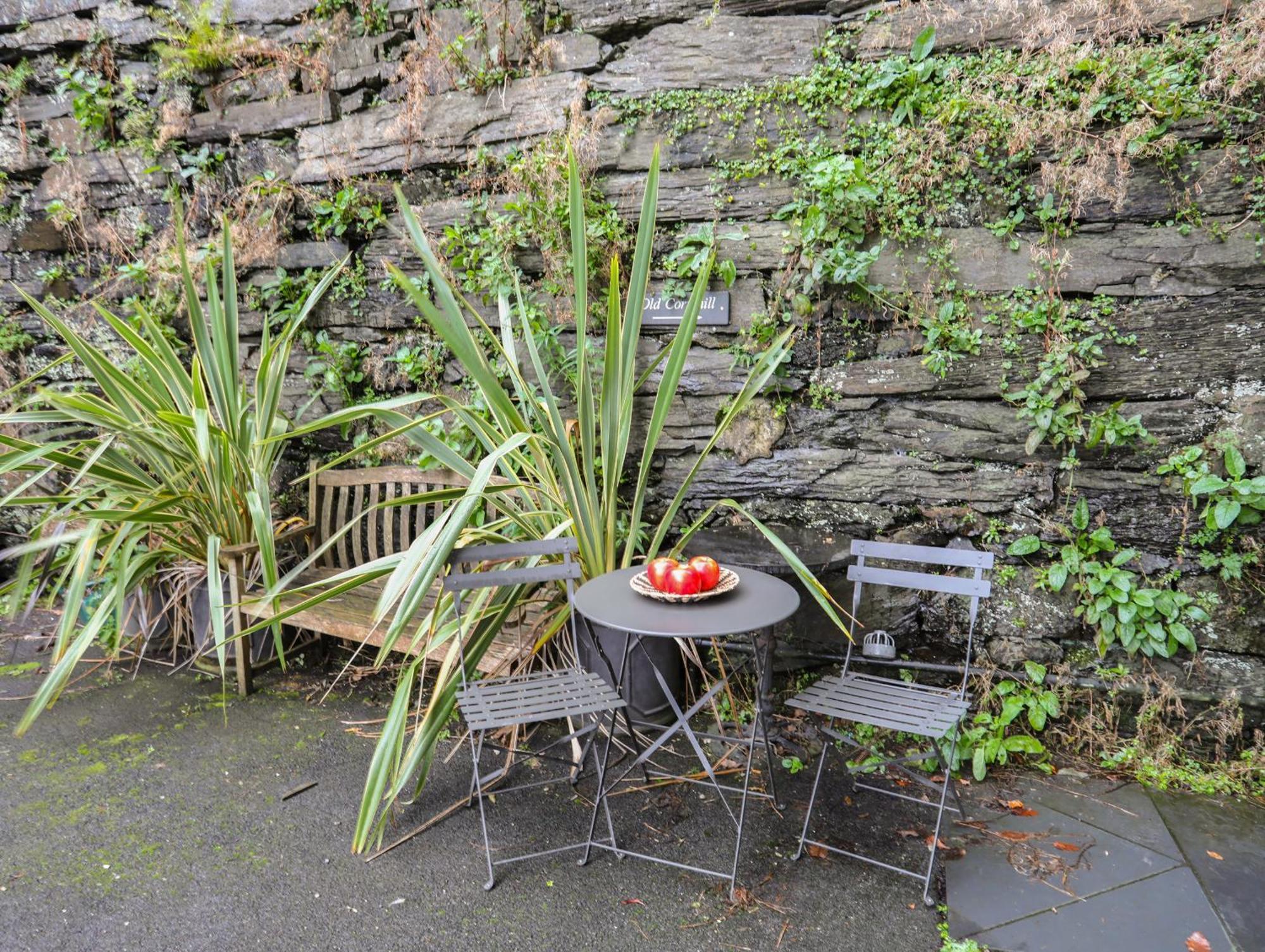 Cornhill Courtyard Leilighet Porthmadog Eksteriør bilde